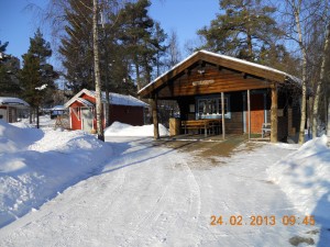 timmerstugan-vinter-300x225
